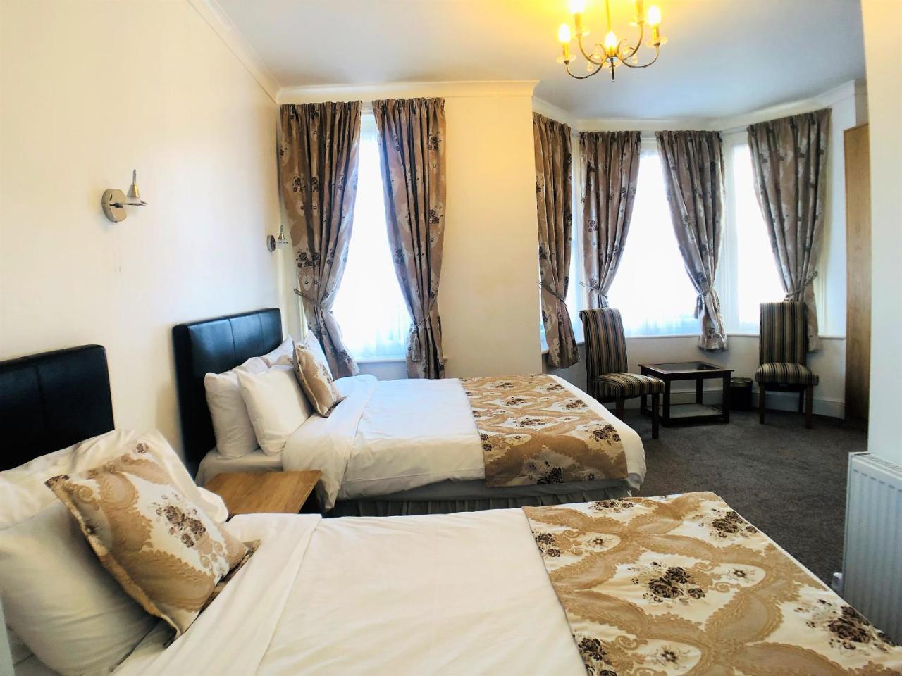 Ilfracombe House Hotel - Near Cliffs Pavilion Сътън он Сий Екстериор снимка